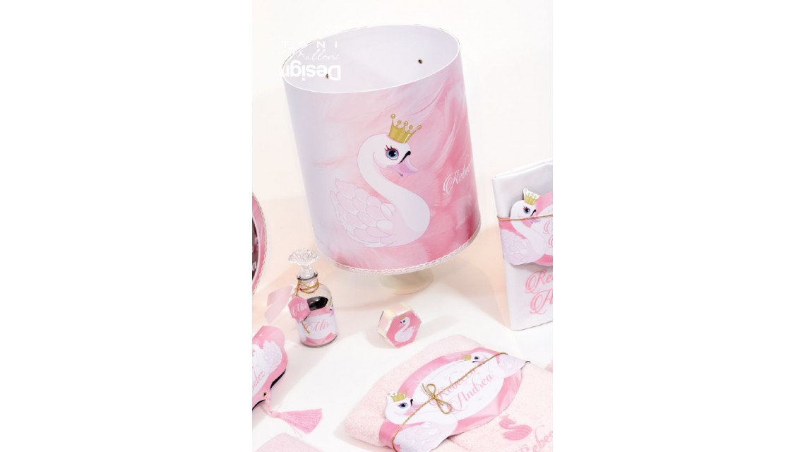 Trusou botez cu lebada pentru fetite personalizat prin brodare, Little Swan 5